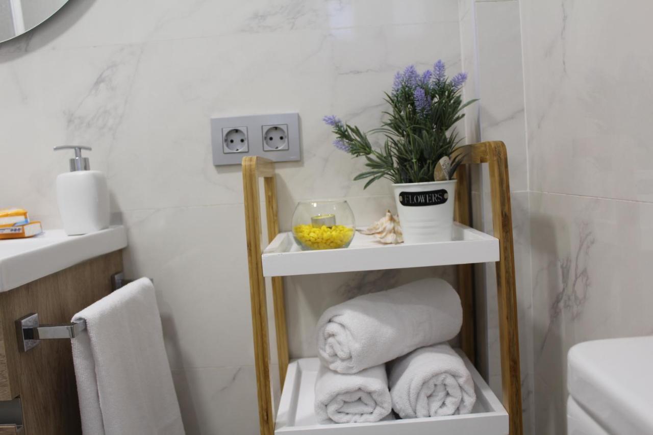 Apartamento Catedral Almeria Bagian luar foto