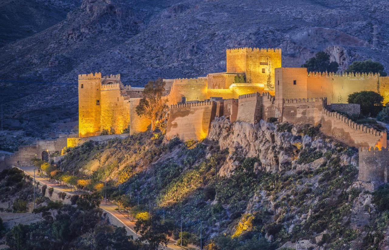 Apartamento Catedral Almeria Bagian luar foto